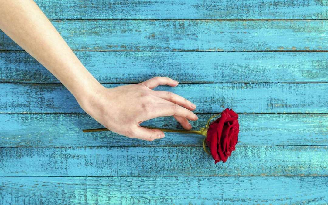 4 causas de rachadura nos pés